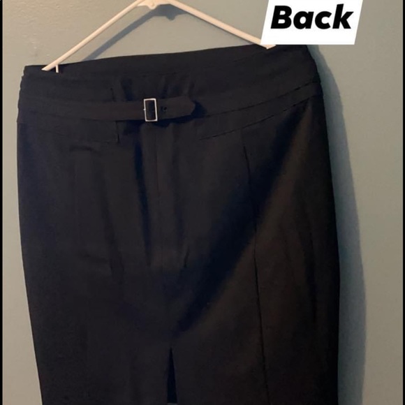 EXPRESS skirt
Size 10 - Picture 2 of 2